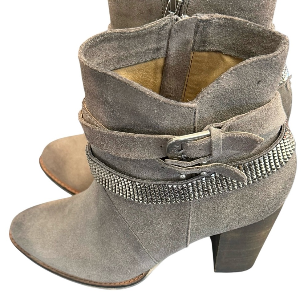 Nine-West Zaza Gray Suede Buckled Western Ankle-Boots - Picture 13 of 16